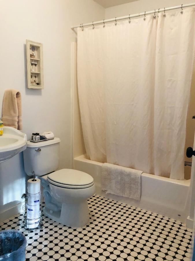 ホテルThe Central House Germantown エクステリア 写真